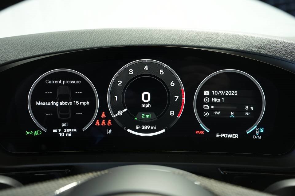 New 2026 Porsche Cayenne E-Hybrid Coupe image 14