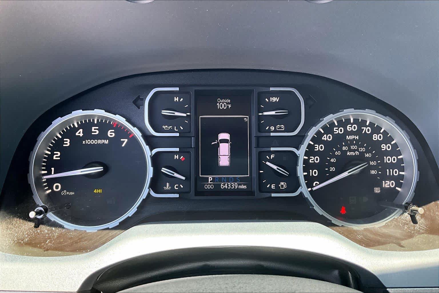 Used 2020 Toyota Tundra SR5 w/ SR5 Leather Package AWD/4WD image 25