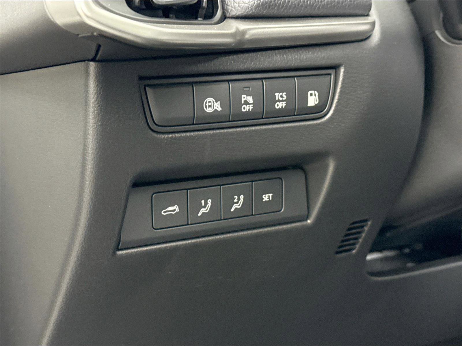 New 2026 MAZDA CX-90 Plug-In Hybrid w/Premium Sport image 18