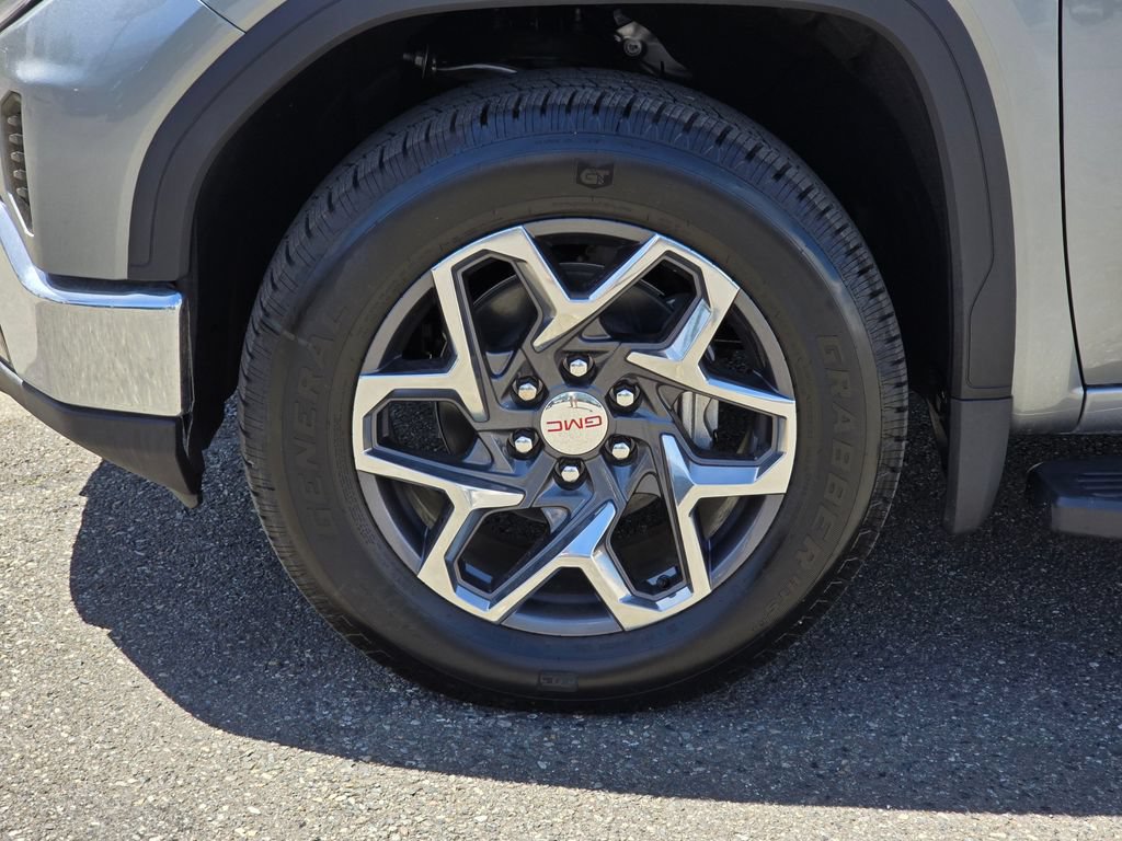 Used 2025 GMC Sierra 1500 SLT w/ SLT Premium Package AWD/4WD image 9