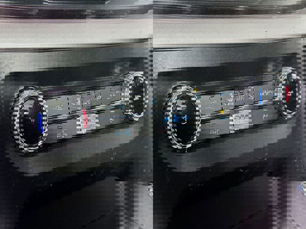 Used 2022 Ford F150 XLT w/ Equipment Group 301A Mid image 18