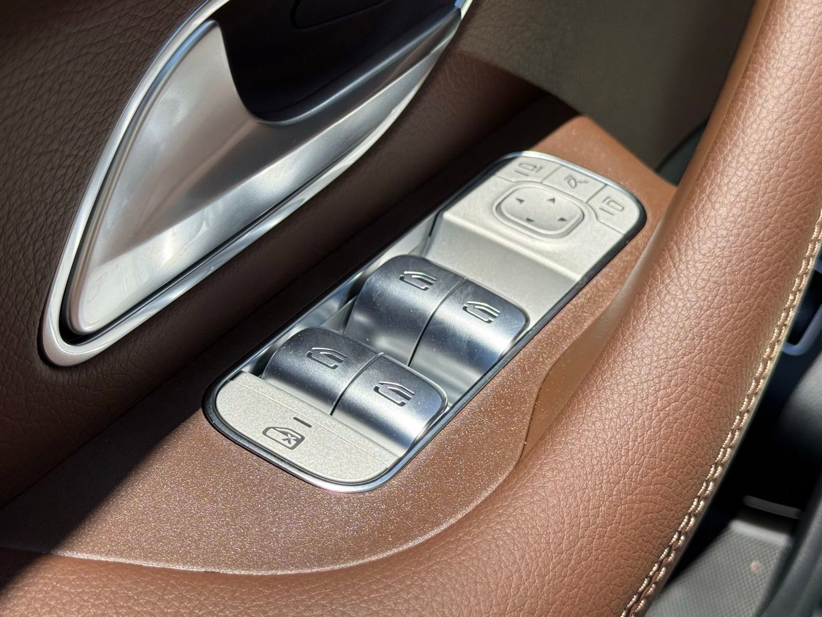 New 2026 Mercedes-Benz GLS 450 4MATIC image 16
