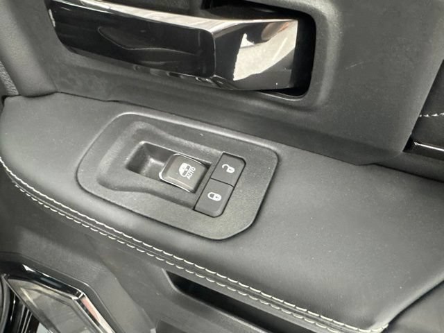 New 2026 RAM 3500 Limited AWD/4WD image 27