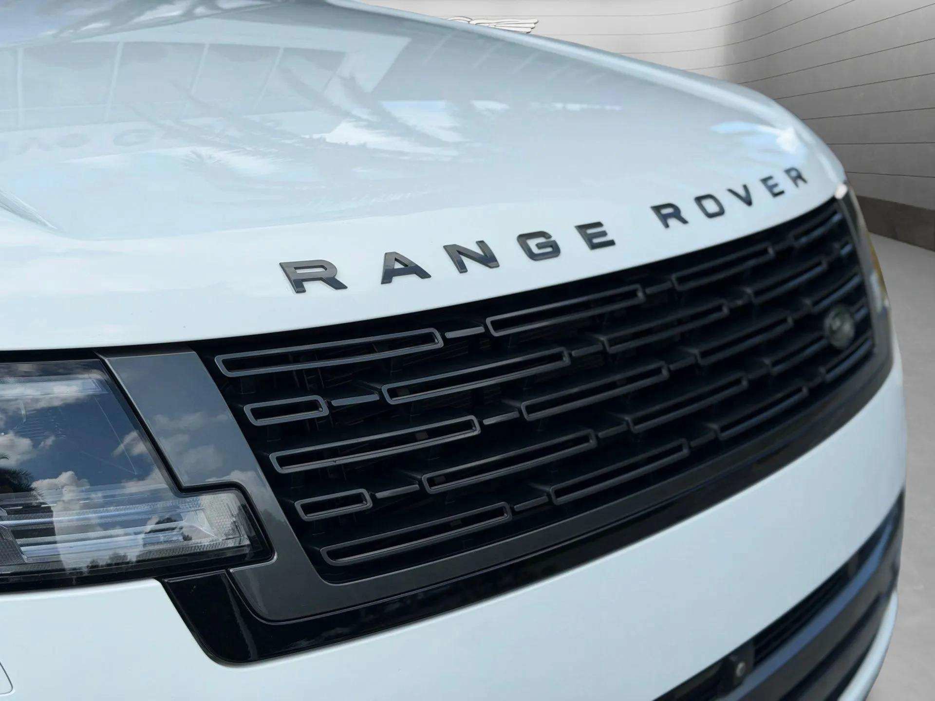Used 2023 Land Rover Range Rover Long Wheelbase Autobiography AWD/4WD image 42