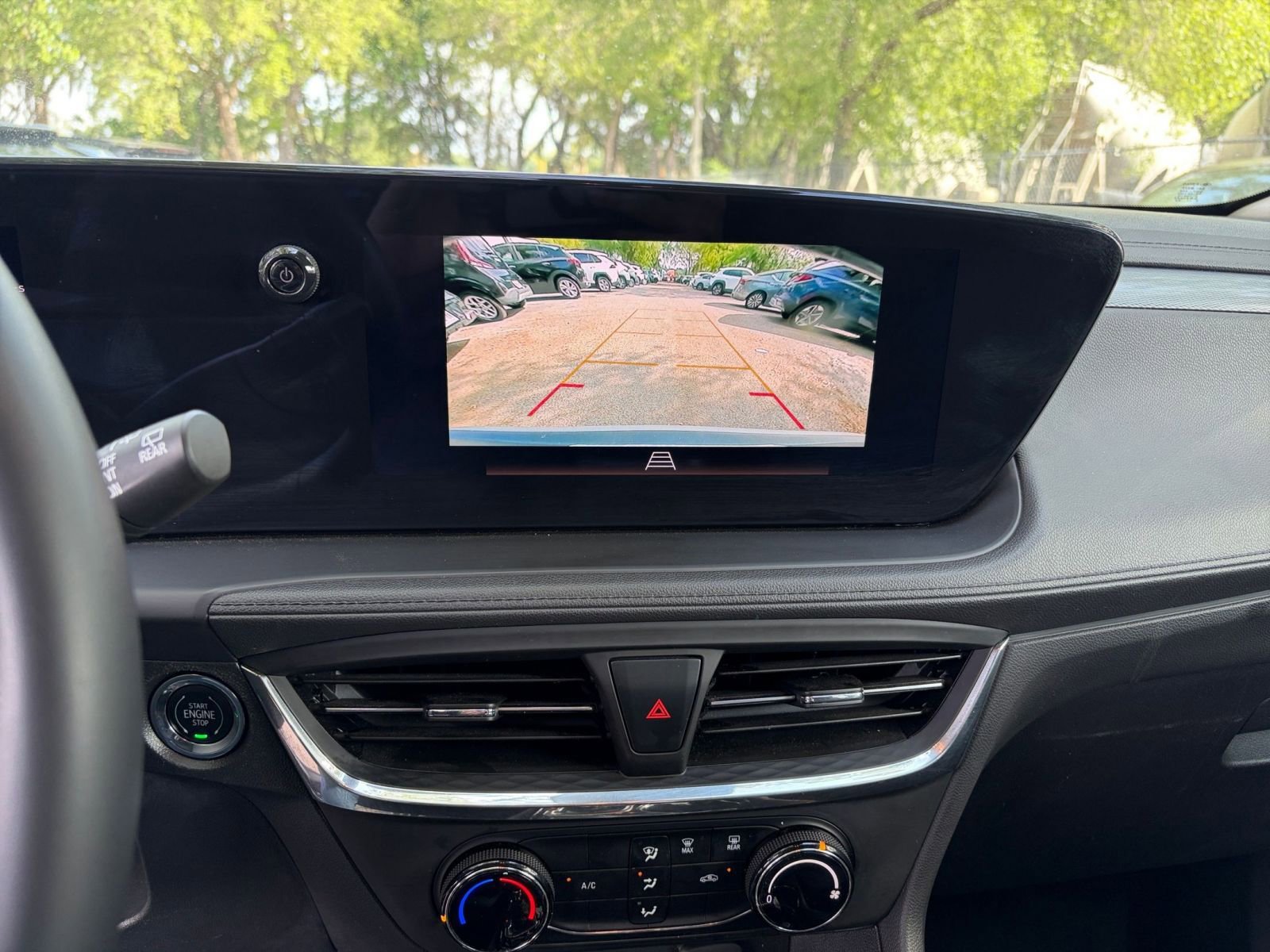 Used 2025 Buick Encore GX Preferred FWD image 22