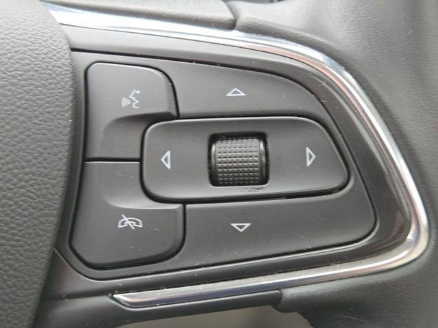 Used 2022 Buick Envision Avenir w/ Technology Package II image 17