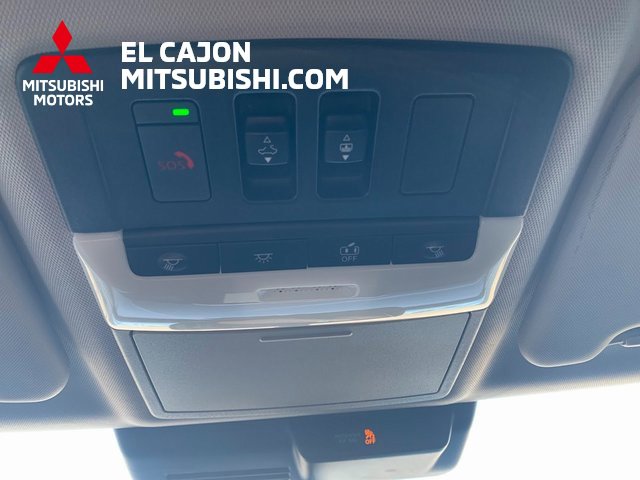Used 2024 Mitsubishi Outlander SE image 25