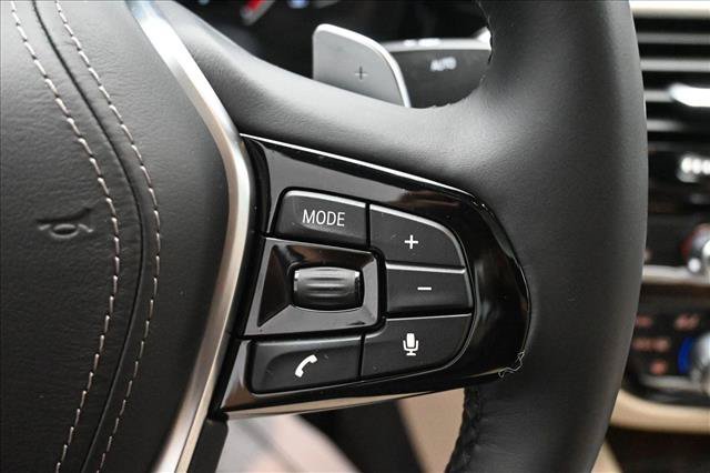 Used 2019 BMW 530i xDrive AWD/4WD image 13