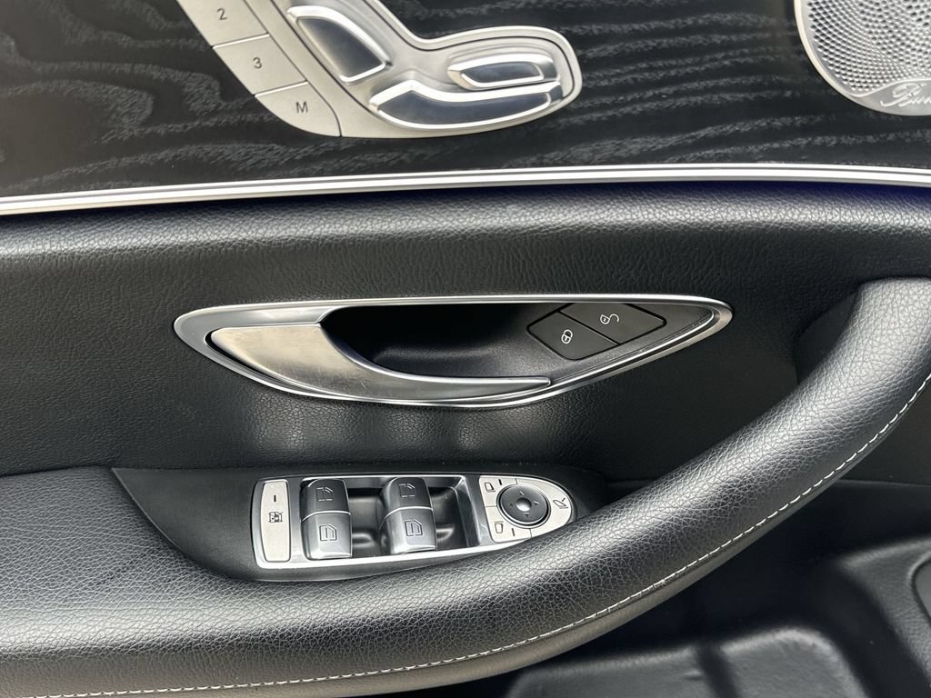 Used 2017 Mercedes-Benz E 300 4MATIC image 15
