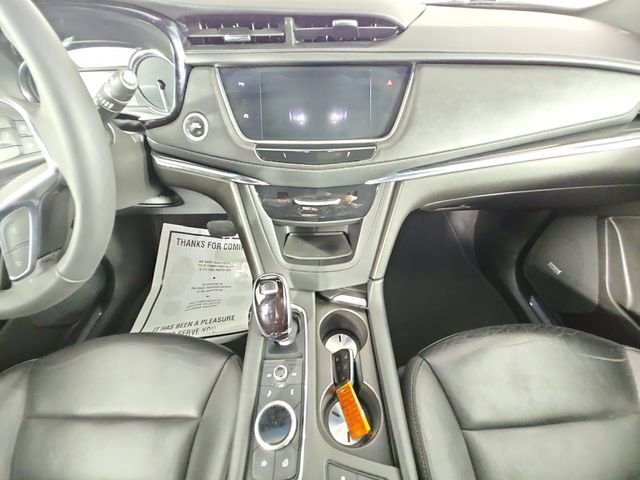 Used 2022 Cadillac XT5 Premium Luxury image 11