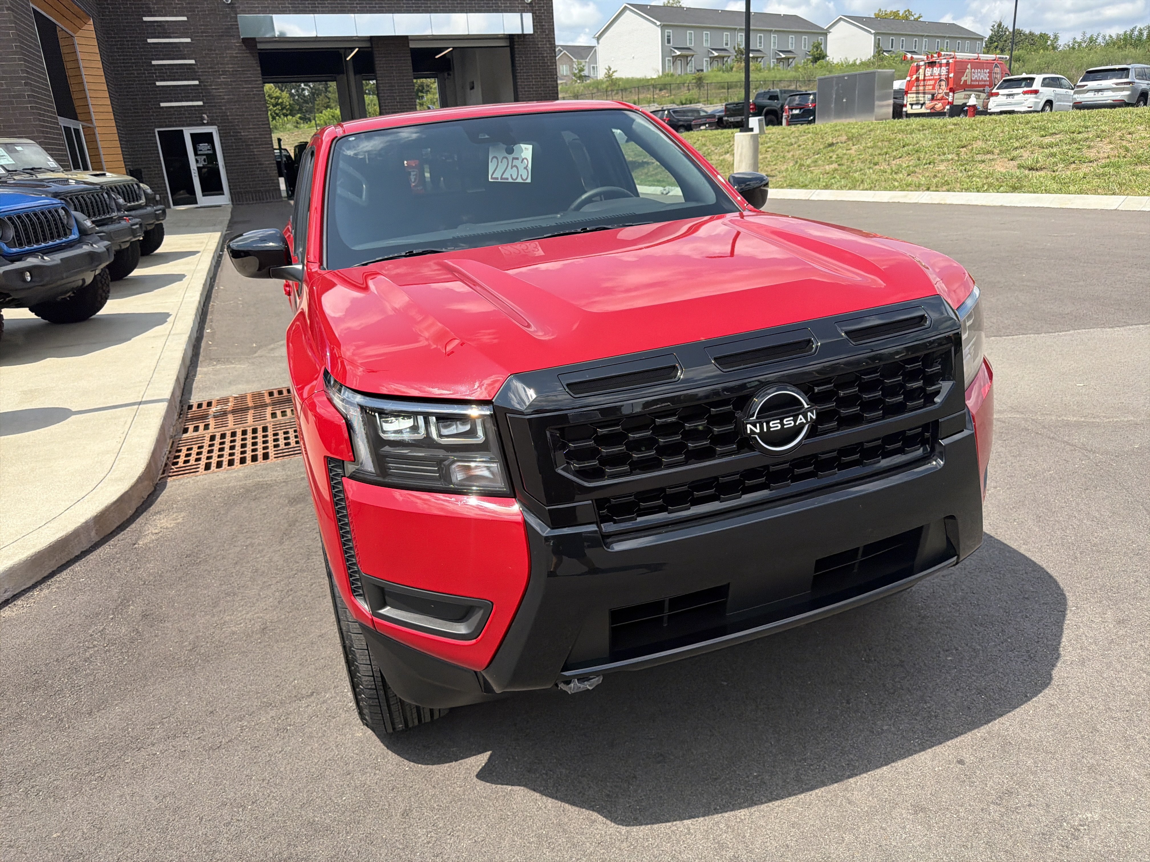 Used 2026 Nissan Frontier SV w/ All-Weather Content Package AWD/4WD image 5