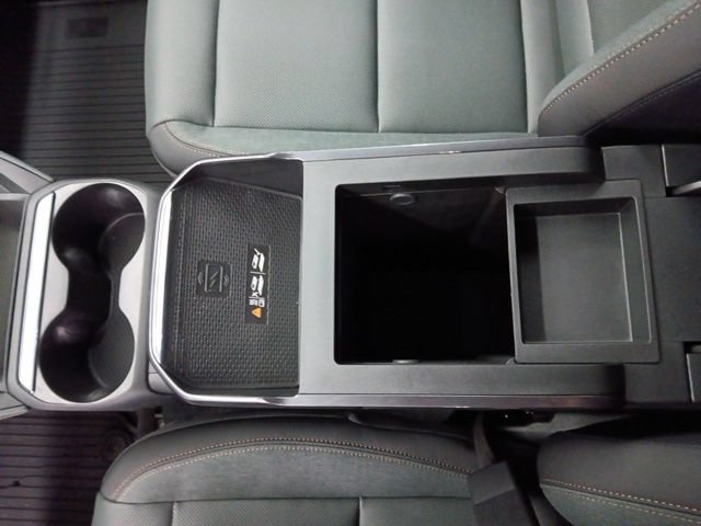 New 2026 GMC Terrain AT4 AWD/4WD image 17