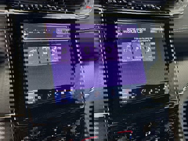 Used 2025 Jeep Grand Cherokee Altitude AWD/4WD image 14