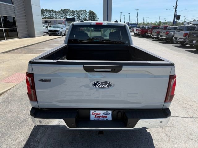 Used 2024 Ford F150 XLT w/ Mobile Office Package RWD image 4