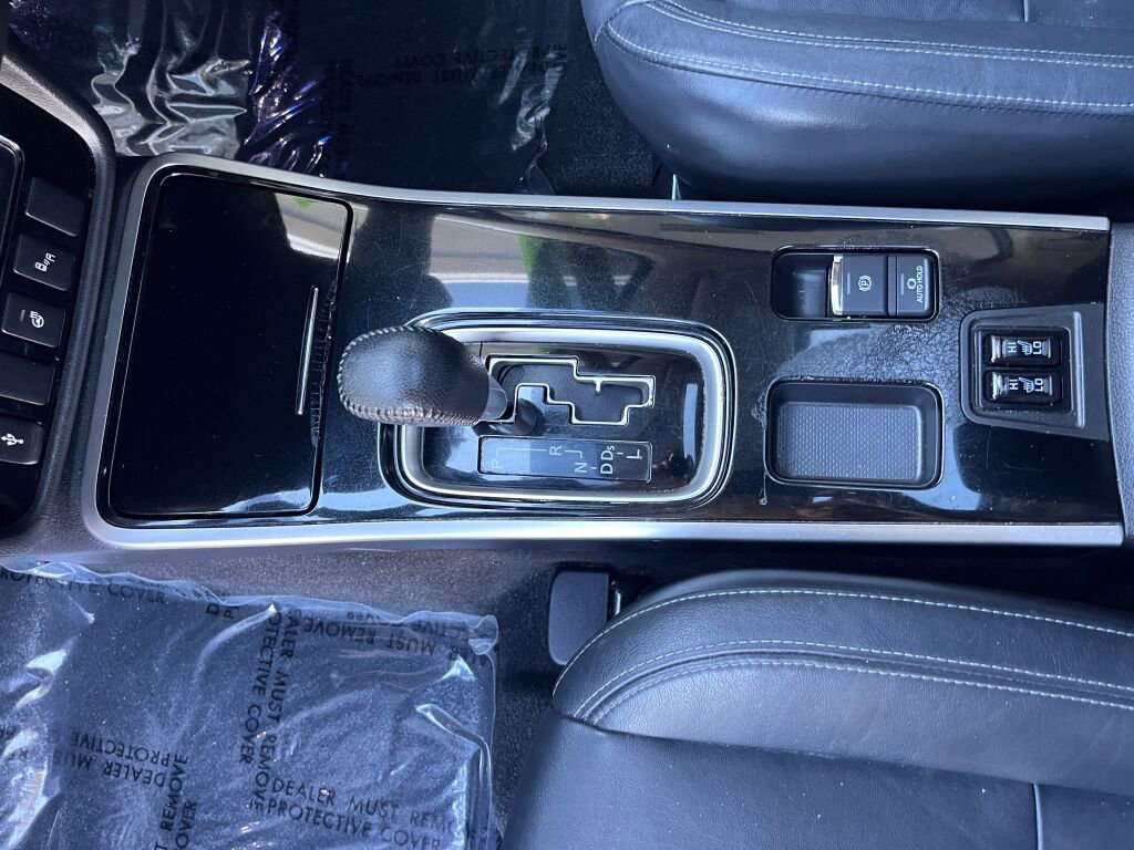 Used 2019 Mitsubishi Outlander SEL image 20