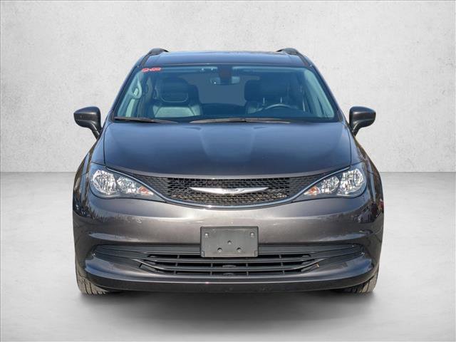 Used 2020 Chrysler Voyager Lxi image 2