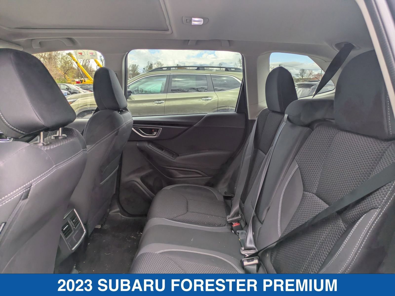 Used 2023 Subaru Forester Premium image 30
