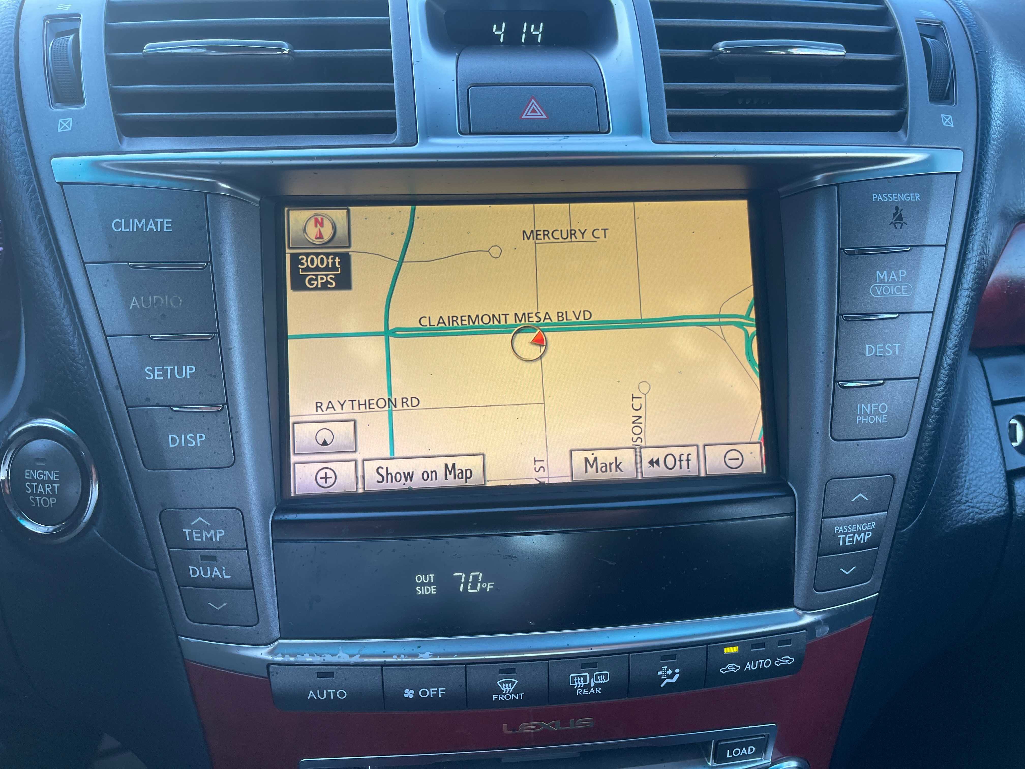 Used 2011 Lexus LS 460 w/ Comfort Pkg image 25