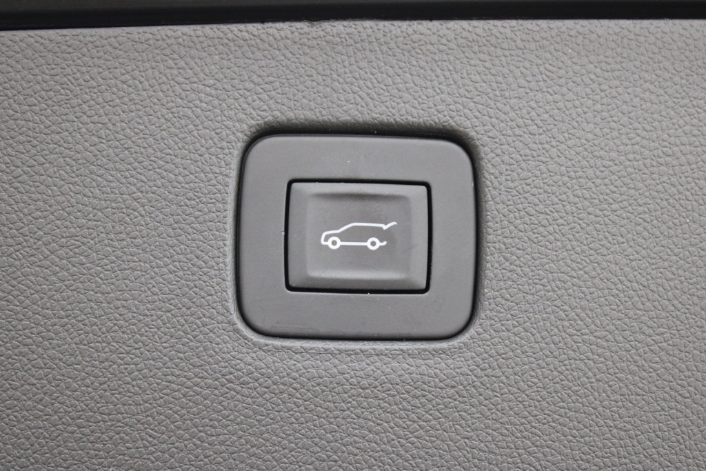 Used 2025 Buick Envista Sport Touring w/ Convenience I Package FWD image 31