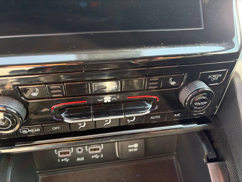 Used 2025 Jeep Grand Cherokee Altitude AWD/4WD image 31