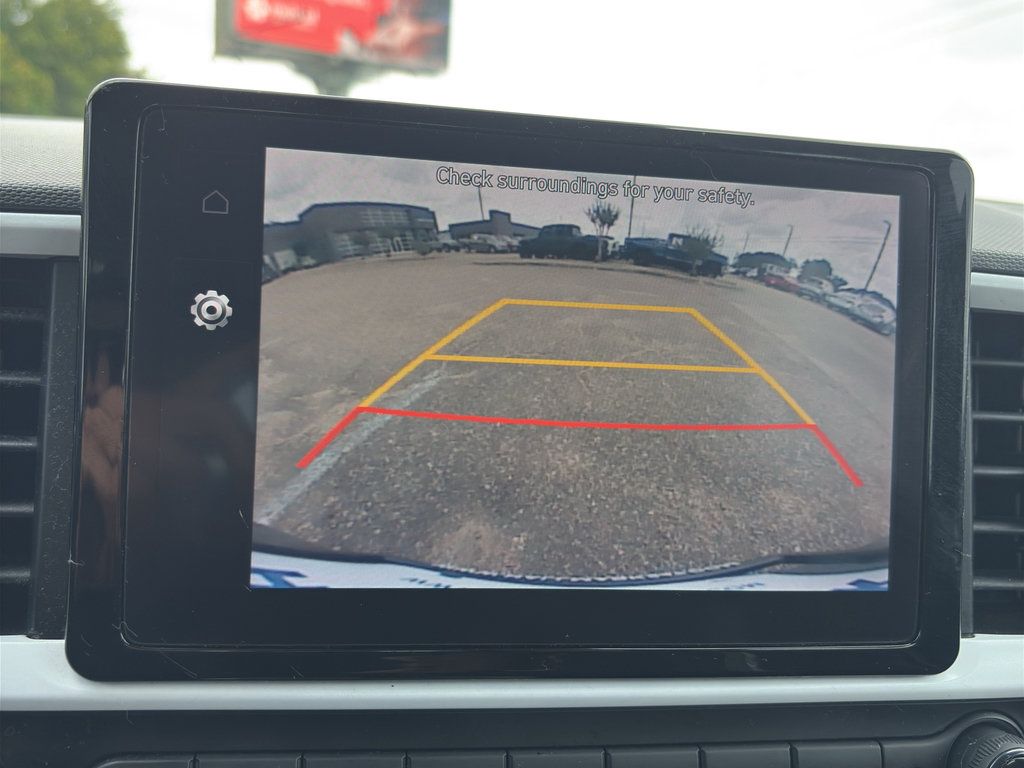 Used 2022 Hyundai Venue Limited FWD image 18