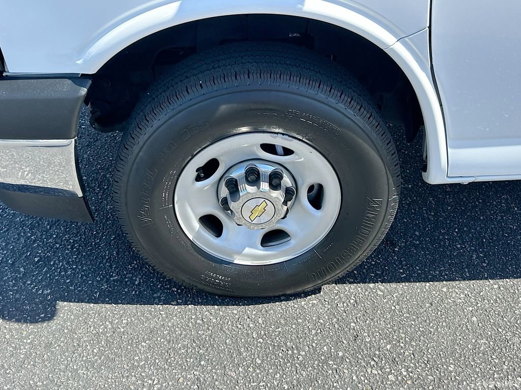 Certified 2024 Chevrolet Express 3500 LT w/ LT Preferred Equipment Group image 29