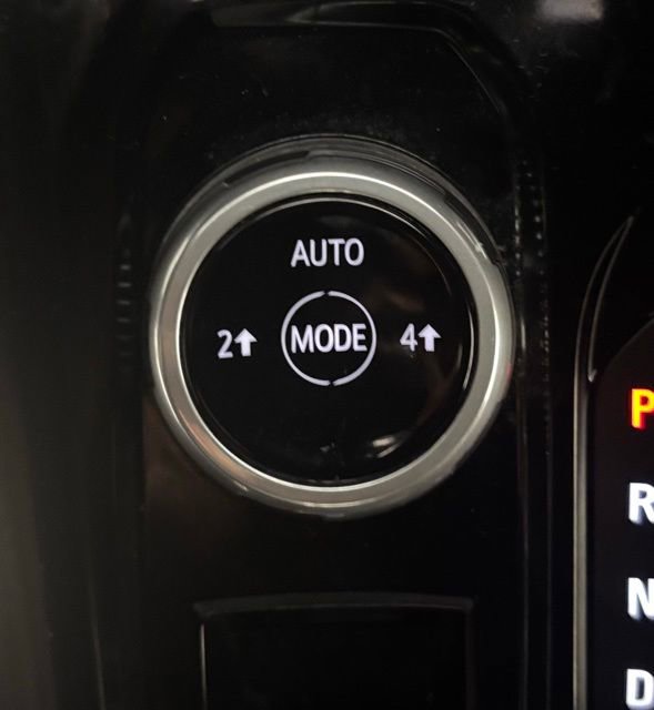 Used 2024 GMC Canyon Elevation w/ Convenience Package image 32