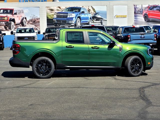 New 2025 Ford Maverick Lariat w/ Black Appearance Package AWD/4WD image 3