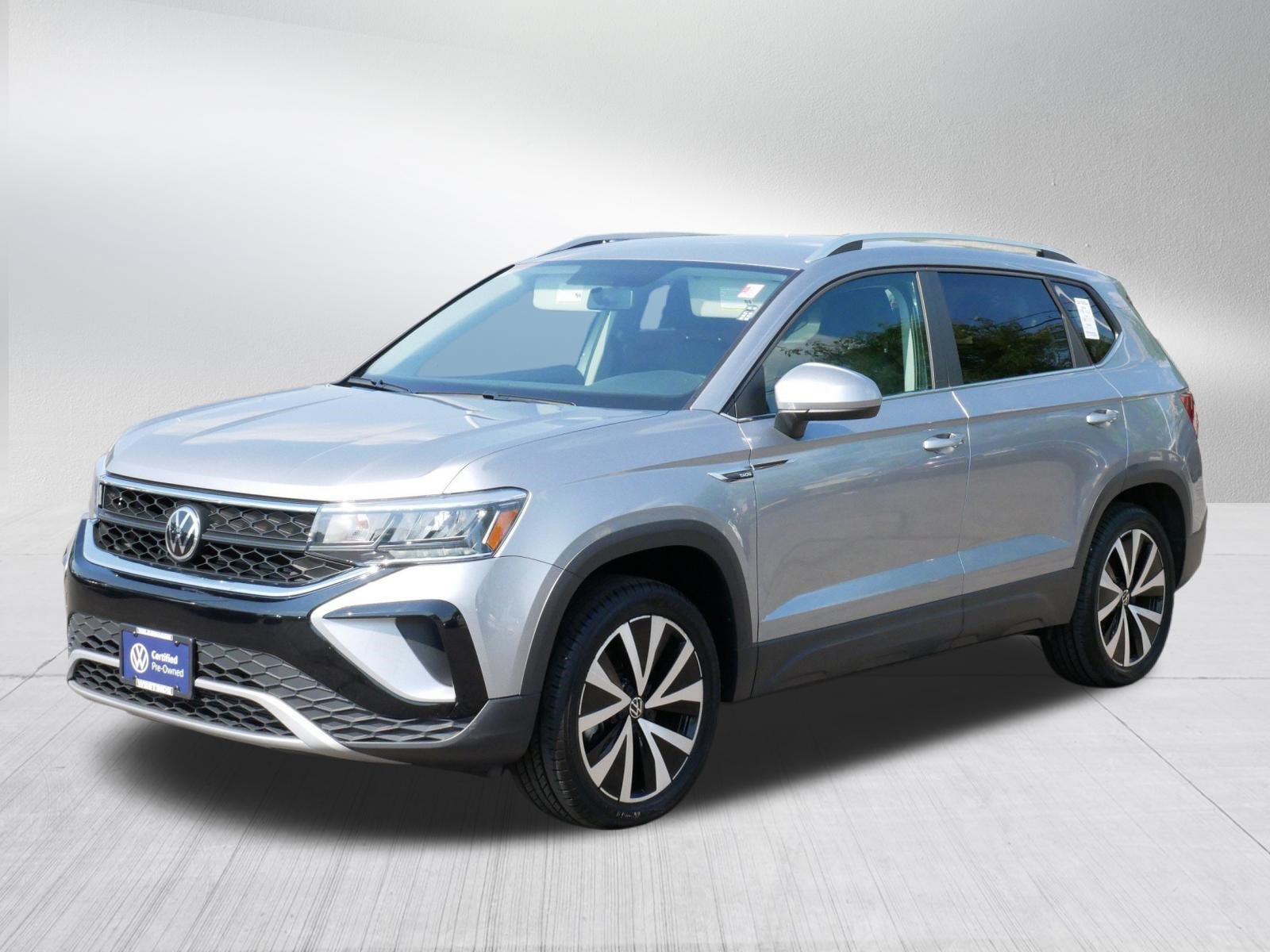 Certified 2022 Volkswagen Taos SE AWD/4WD image 3
