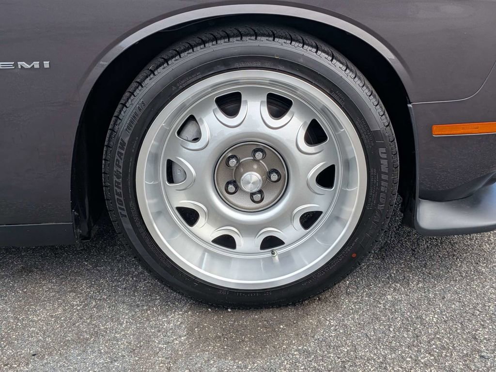 Used 2021 Dodge Challenger R/T RWD image 11