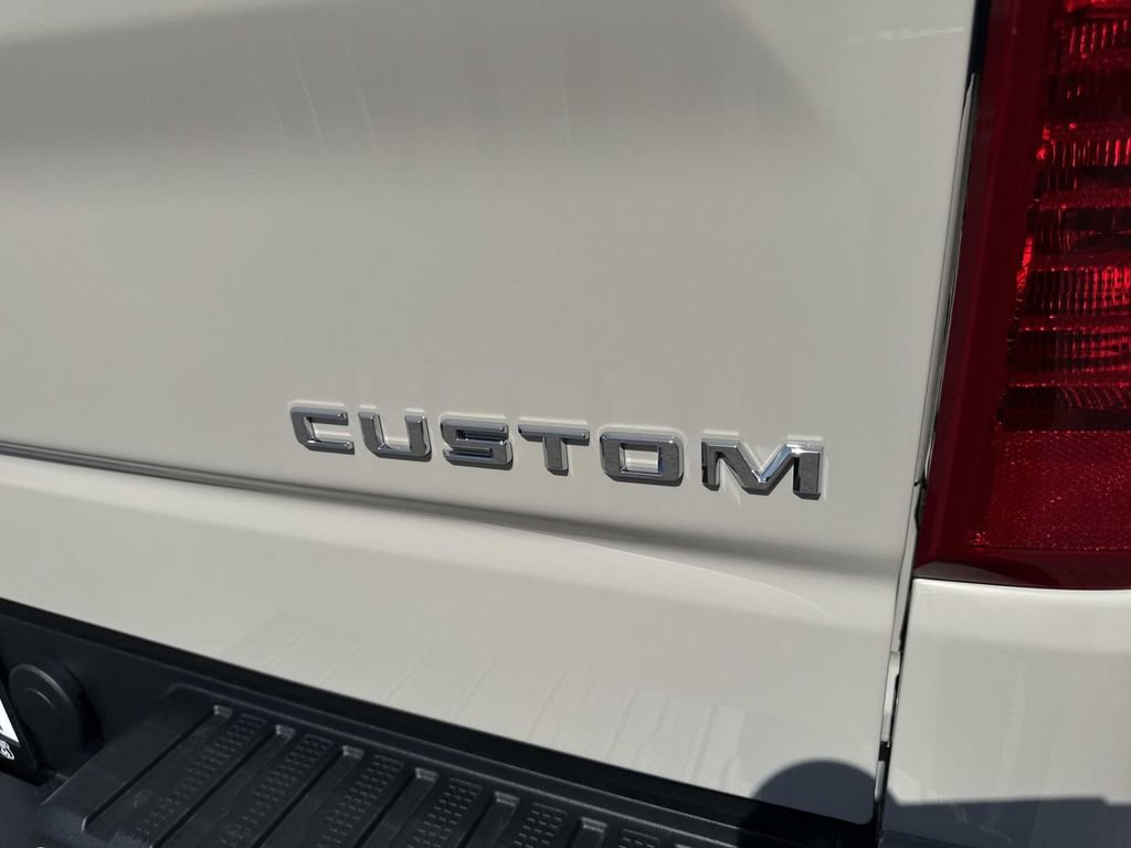 New 2026 Chevrolet Silverado 1500 Custom image 5