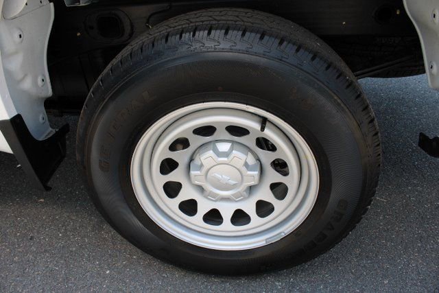 New 2025 Chevrolet Silverado 1500 W/T w/ WT Value Package image 17