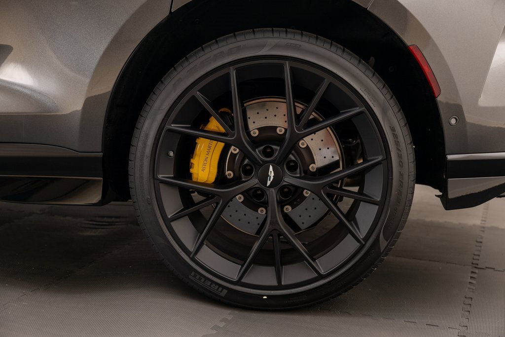 New 2025 Aston Martin DBX 707 image 41