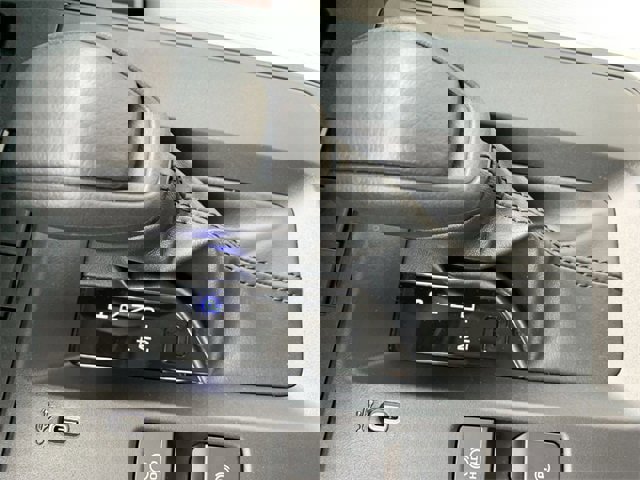 New 2026 Toyota Corolla Cross L image 25