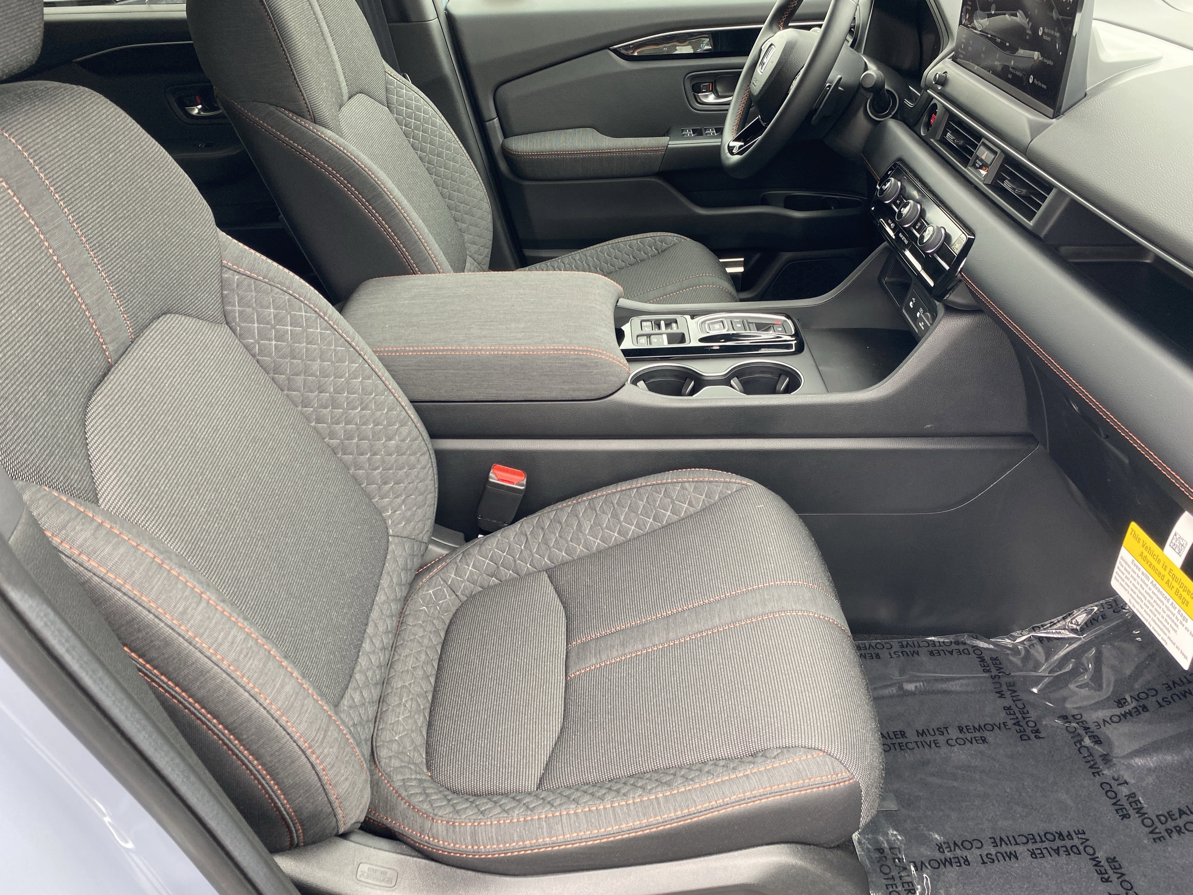 Used 2026 Honda Pilot Sport image 9