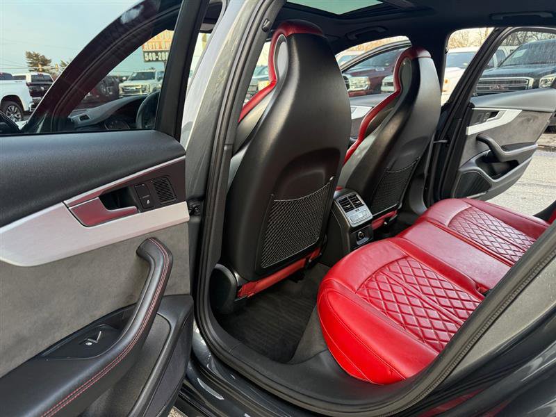 Used 2018 Audi S4 Premium Plus image 25