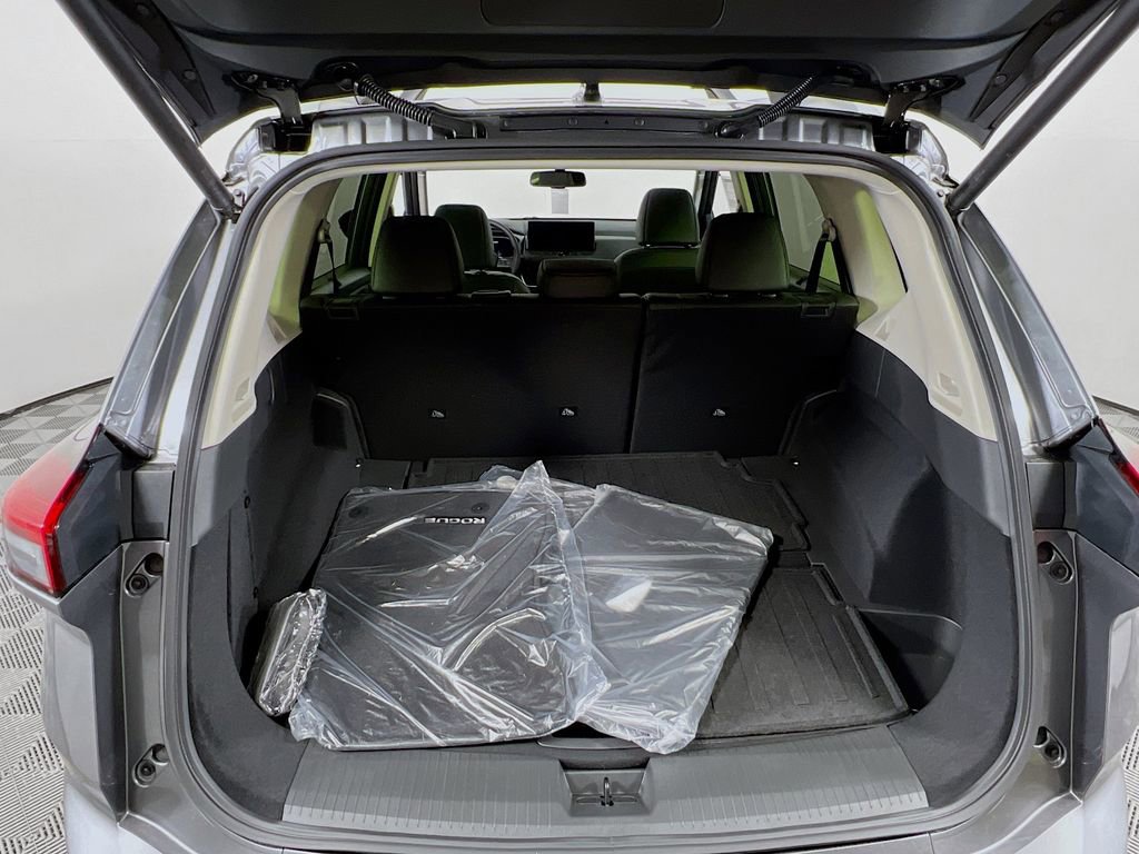 New 2026 Nissan Rogue Platinum AWD/4WD image 25