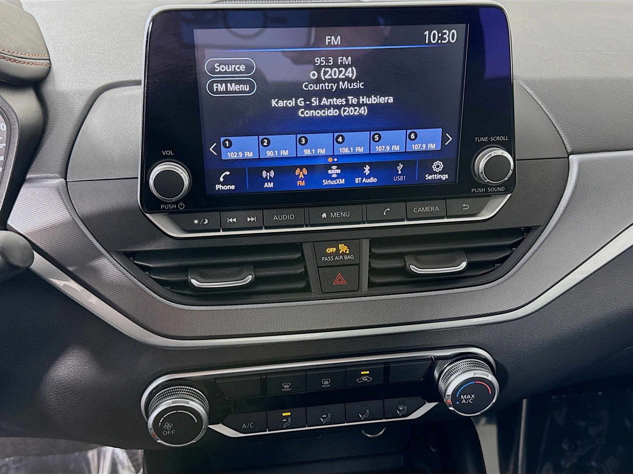 Used 2023 Nissan Altima 2.5 SR image 18