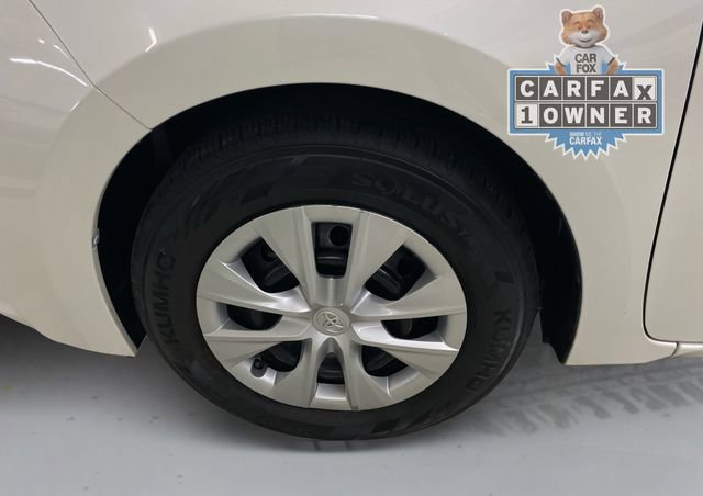 Used 2016 Toyota Corolla LE FWD image 18