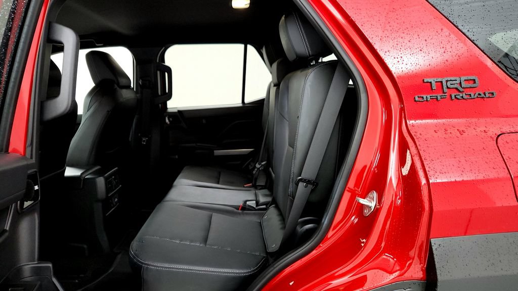 Certified 2025 Toyota 4Runner TRD Off-Road Premium w/ Tow Technology Package AWD/4WD image 20