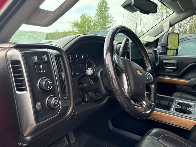 Used 2015 Chevrolet Silverado 2500 LTZ w/ Driver Alert Package AWD/4WD image 8