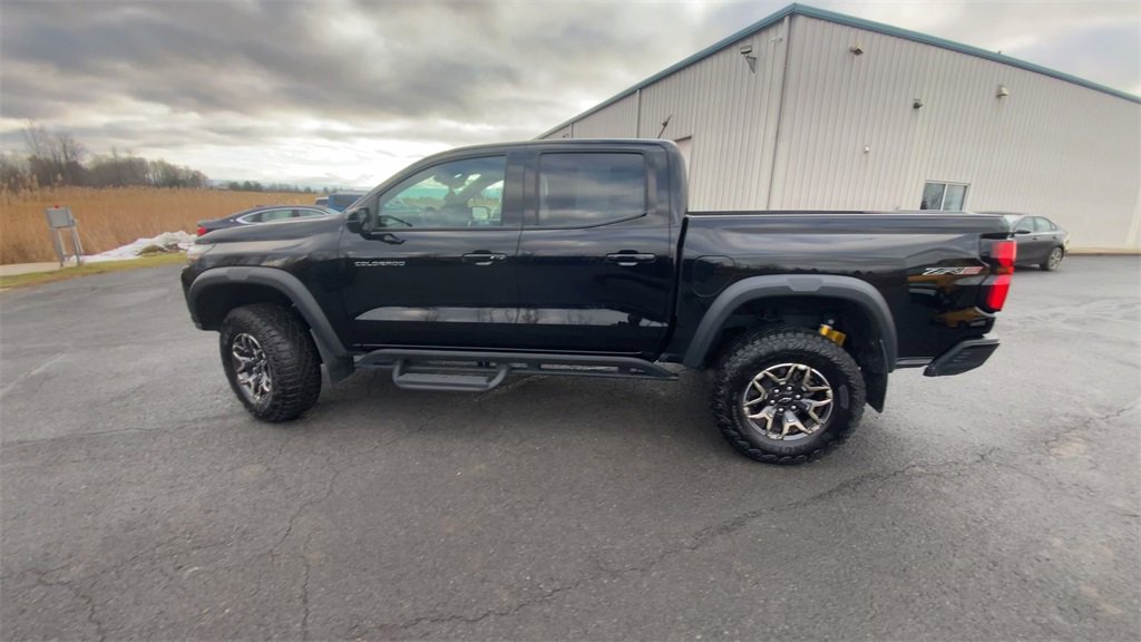 Certified 2024 Chevrolet Colorado ZR2 w/ Technology Package image 5