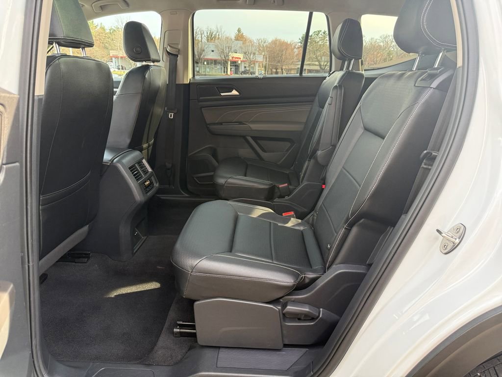 Used 2022 Volkswagen Atlas SEL R-Line image 26
