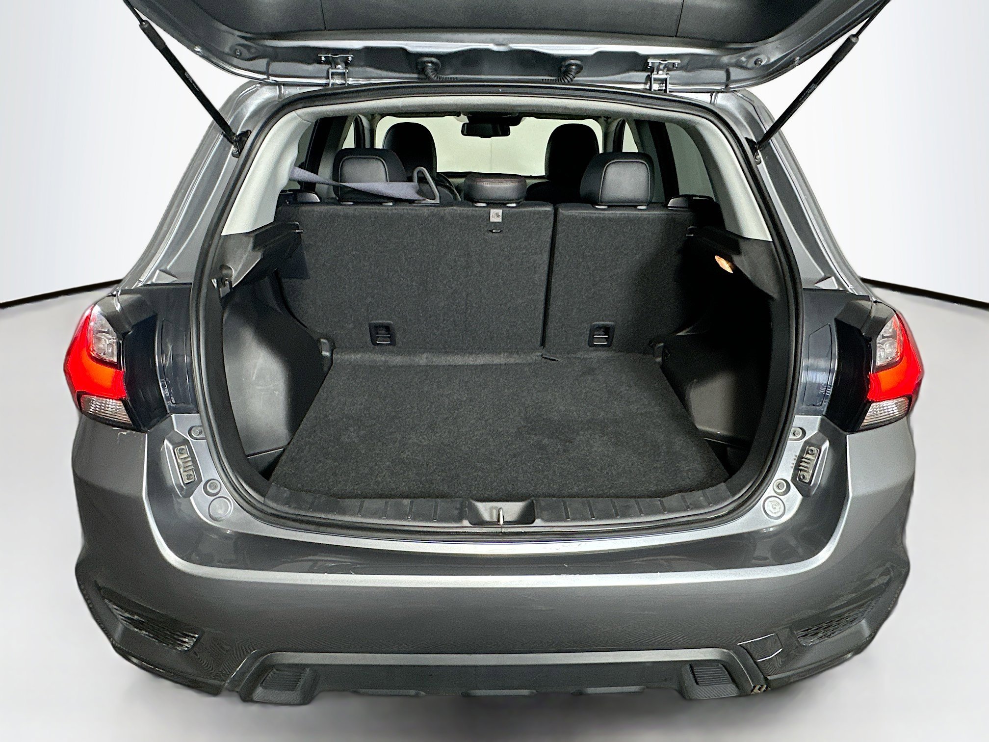 Used 2025 Mitsubishi Outlander Sport SE image 29
