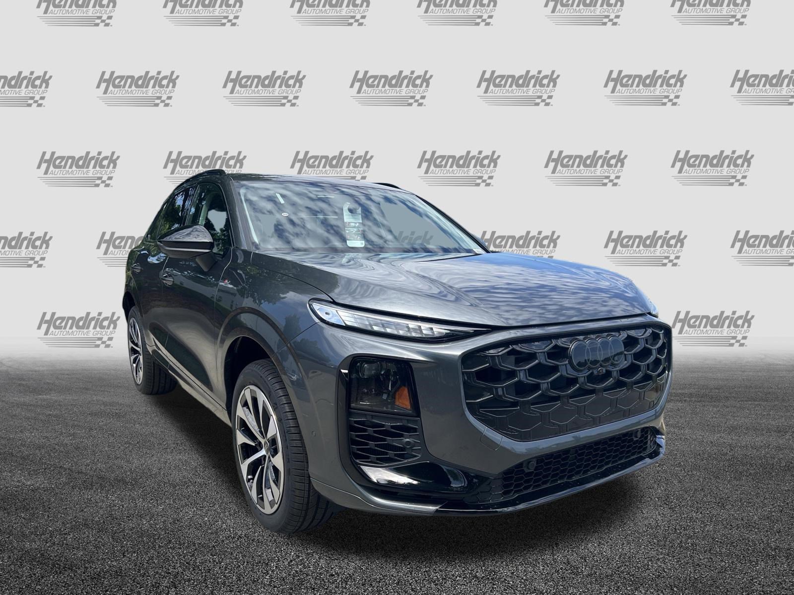 New 2026 Audi Q3 quattro 2.0T image 2