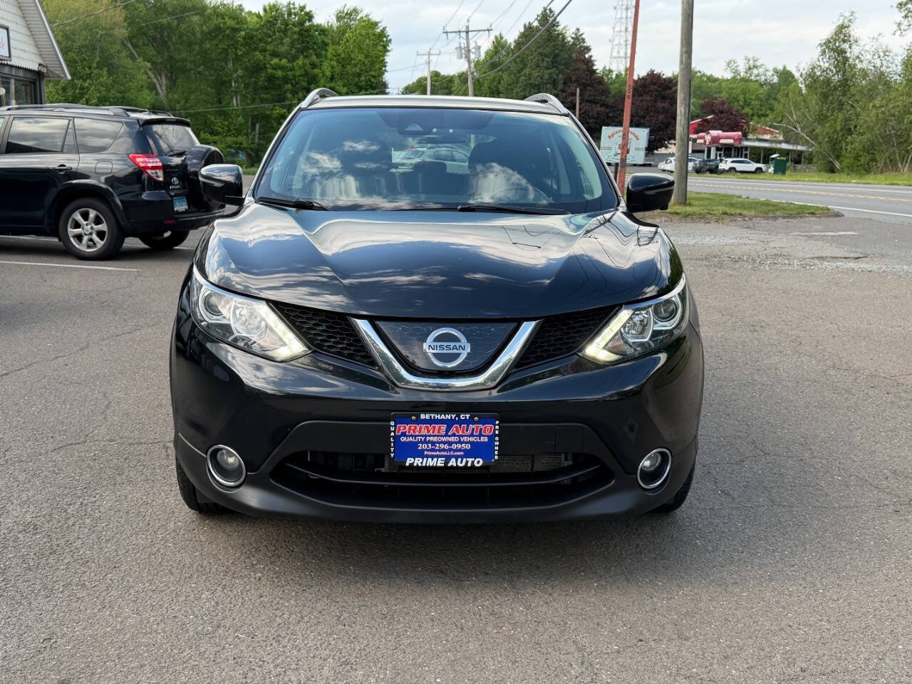 Used 2019 Nissan Rogue Sport SV w/ Technology Package AWD/4WD image 9