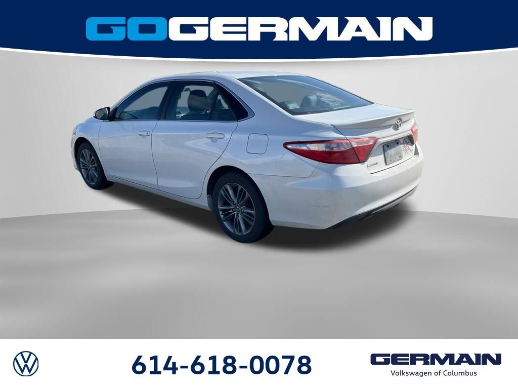 Used 2017 Toyota Camry SE image 5