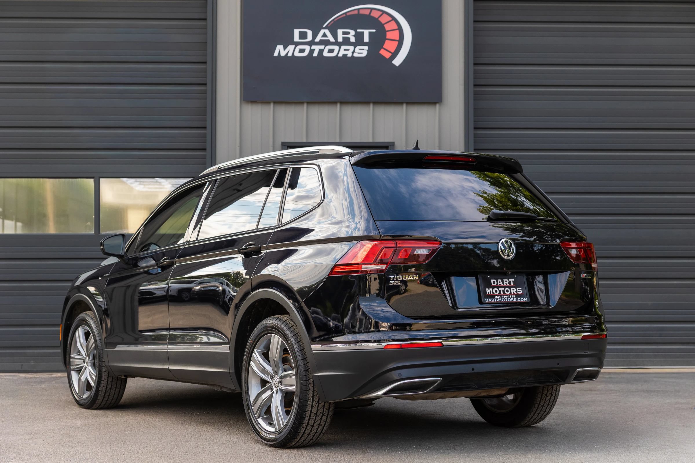Used 2020 Volkswagen Tiguan SEL AWD/4WD image 5