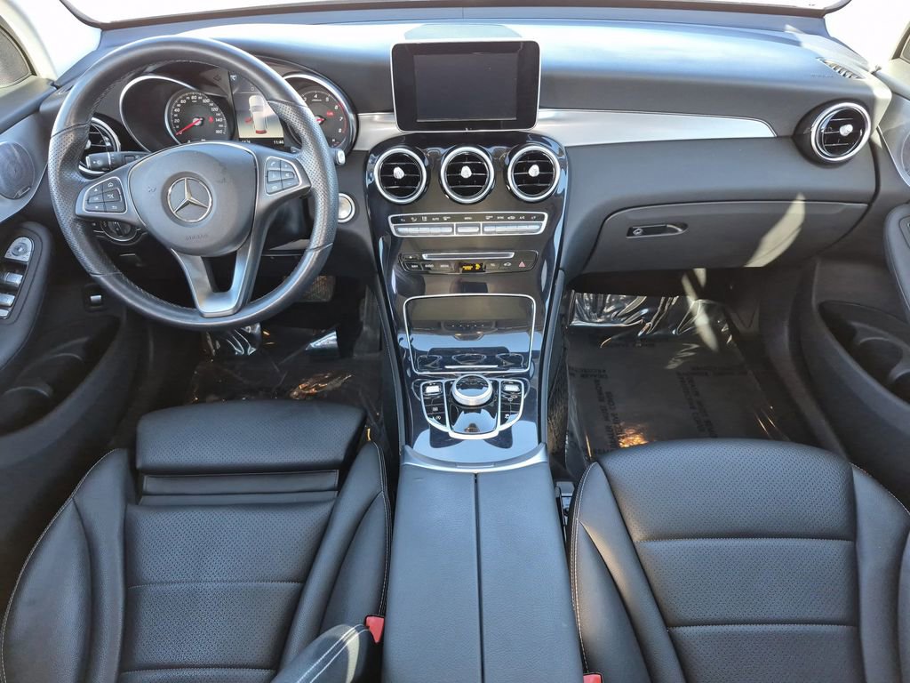 Used 2019 Mercedes-Benz GLC 300 4MATIC image 13