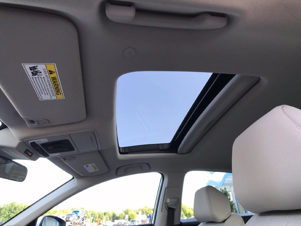 Certified 2024 Honda Accord EX image 18